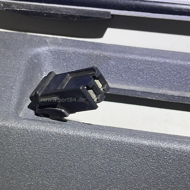 Renault R5 Halter Kennzeichenbeleuchtung PORT84