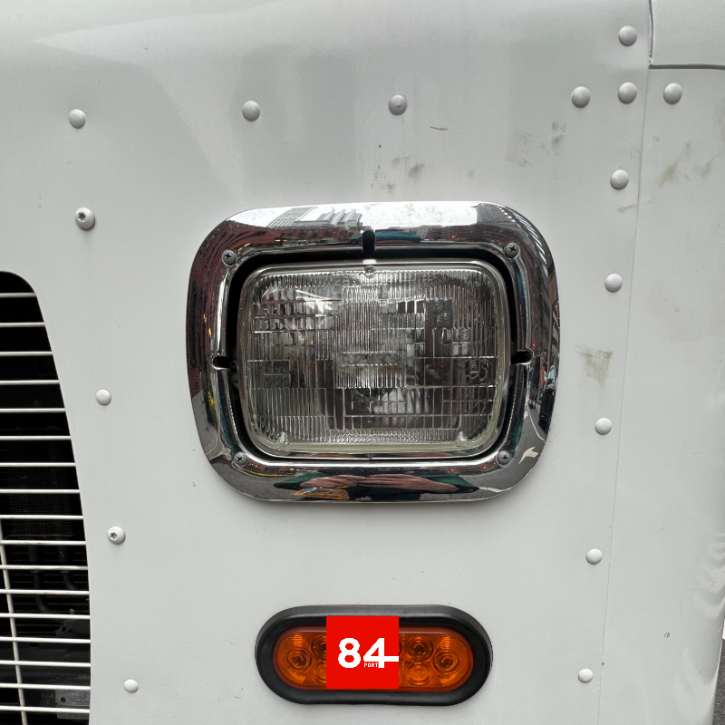 Freightliner MT45