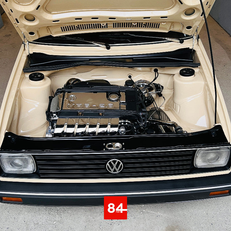 Made by PORT84 - Symmetrische Wasserkastenabdeckung für VW Golf 2 / Jetta 2